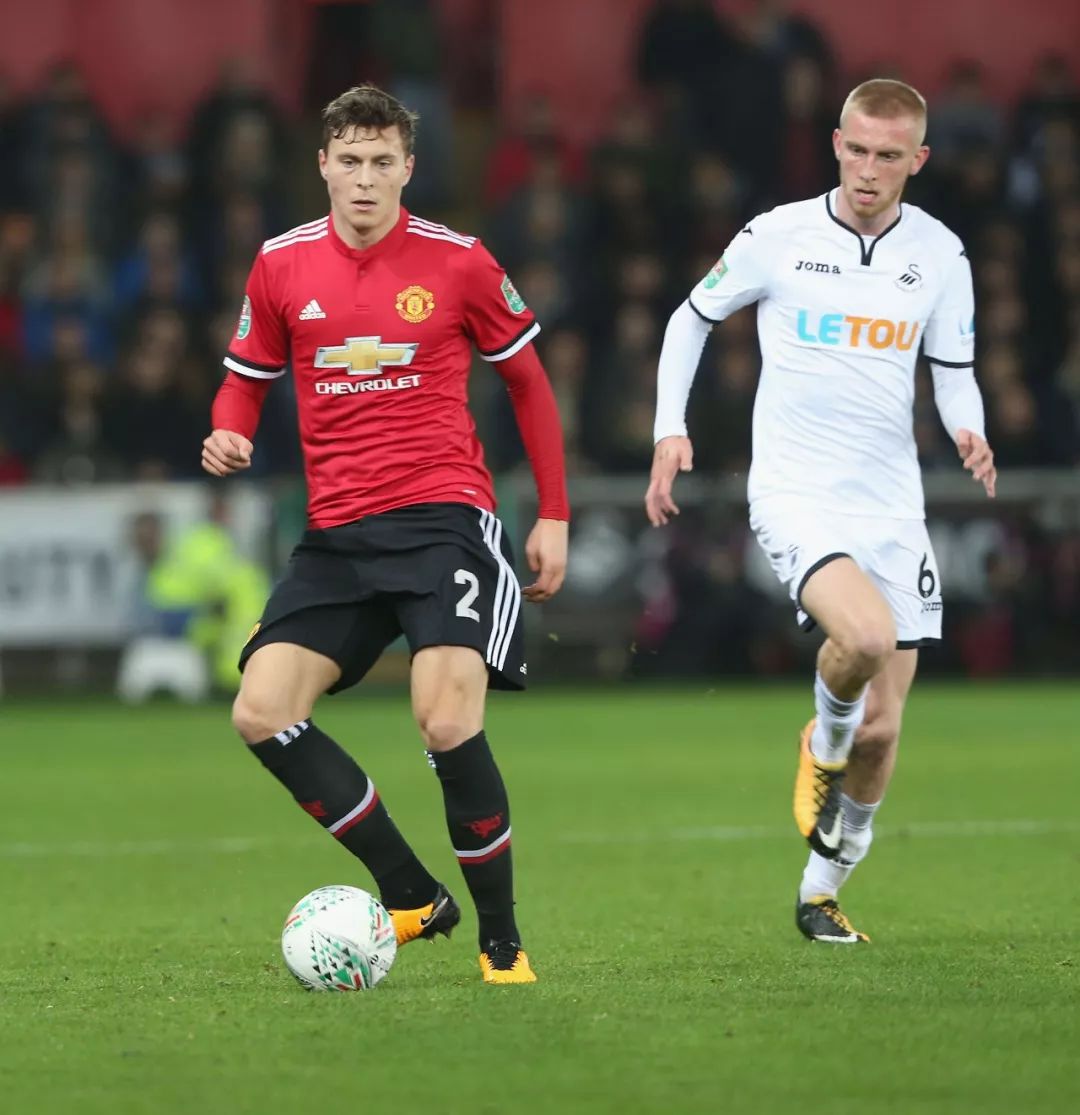 來自於他在 來自於他在